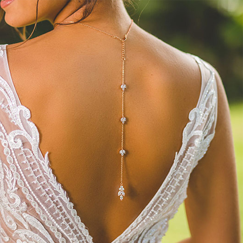 سلسلة خلفية مرصعة بالأحجار الك - مراجعة Body Jewelry For Backless Dress وسعره