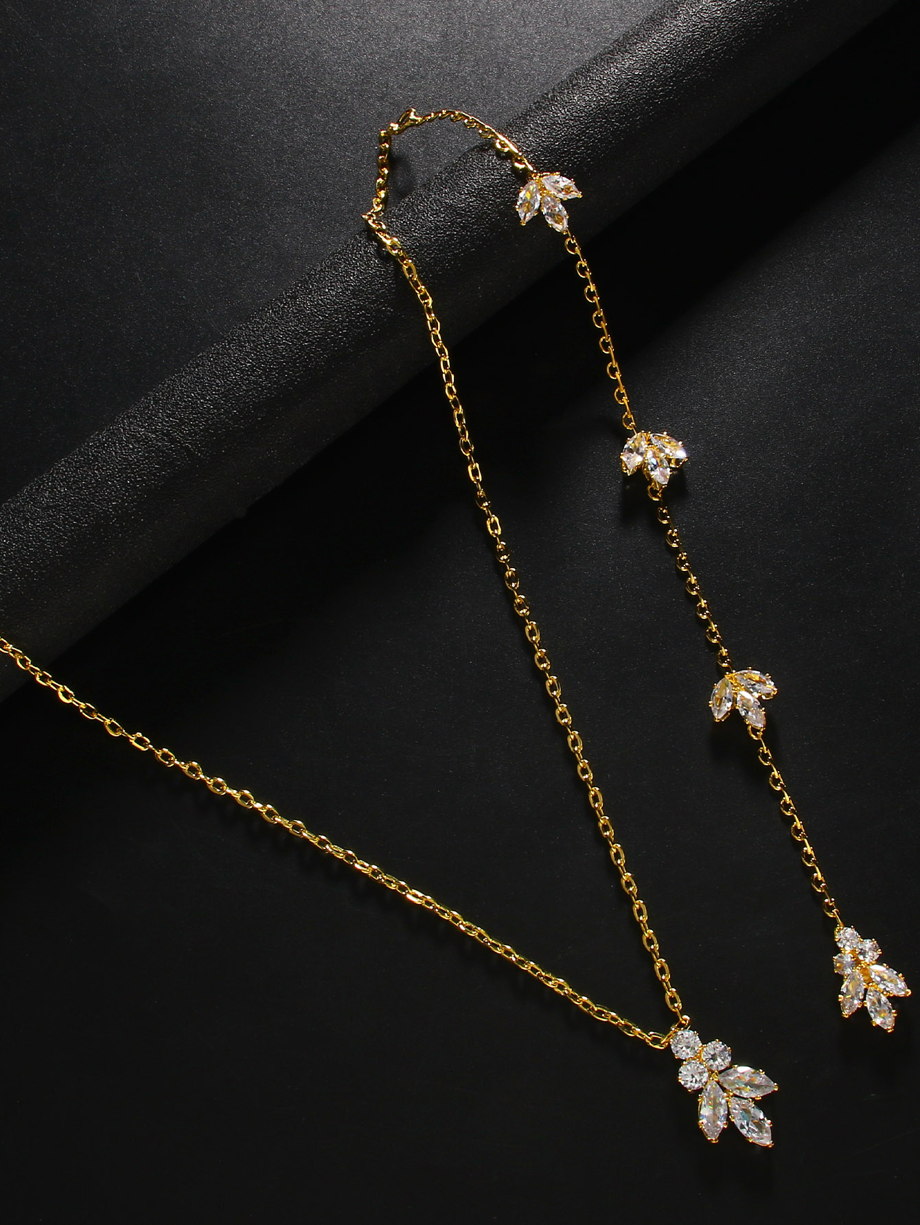 سلسلة خلفية مرصعة بالأحجار الك - مراجعة Body Jewelry For Backless Dress وسعره