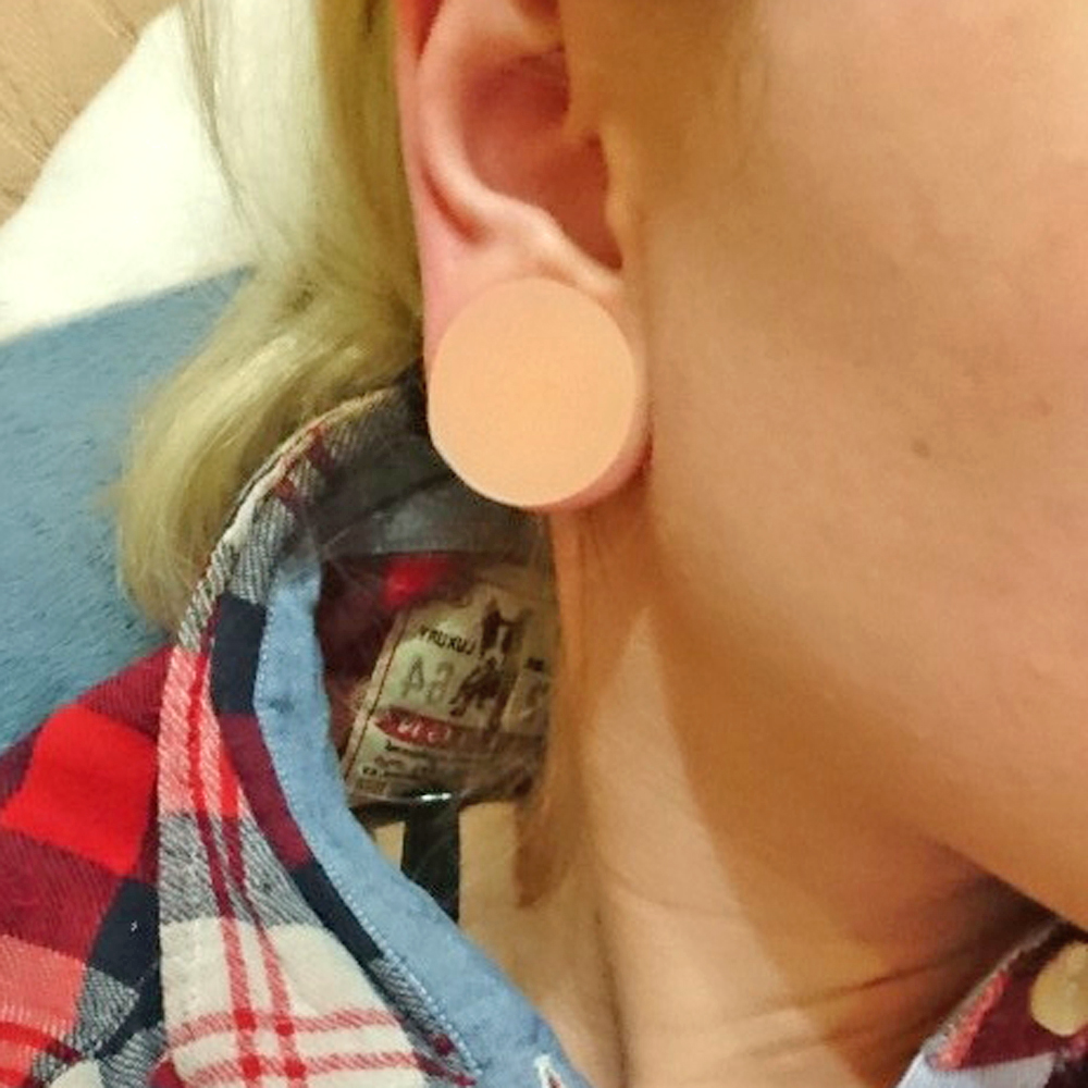 1 زوج سيليكون مرنة سميكة الأذن - مراجعة Body Jewelry Ear Gauges وسعره