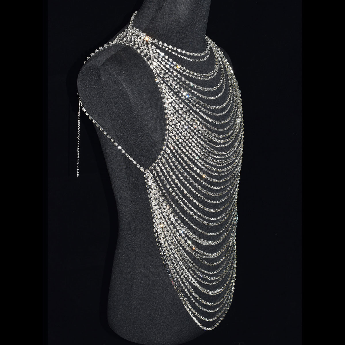 ملابس داخلية عصرية فاخرة للرجا - مراجعة Body Jewelry Men وسعره